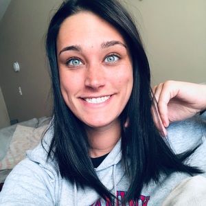 Meet your Posher, Stef